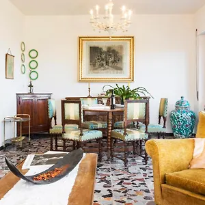 La Duchessa - The Duchess Apartment