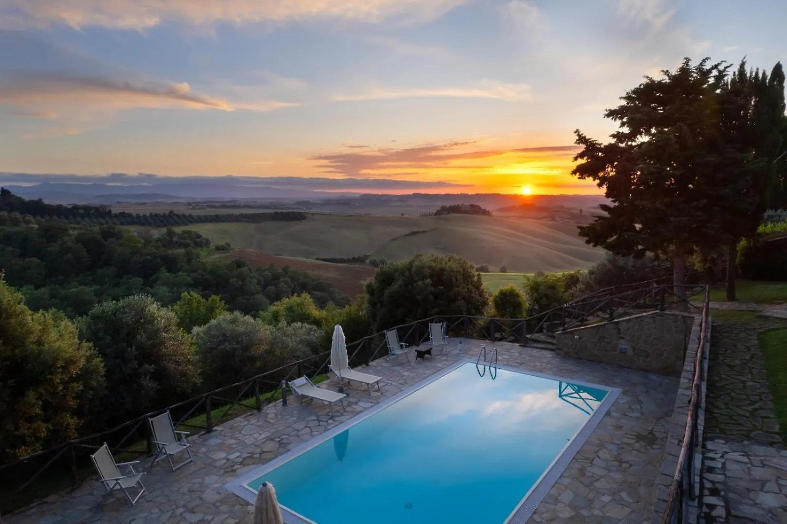Villa Frantusina Volterra Italy